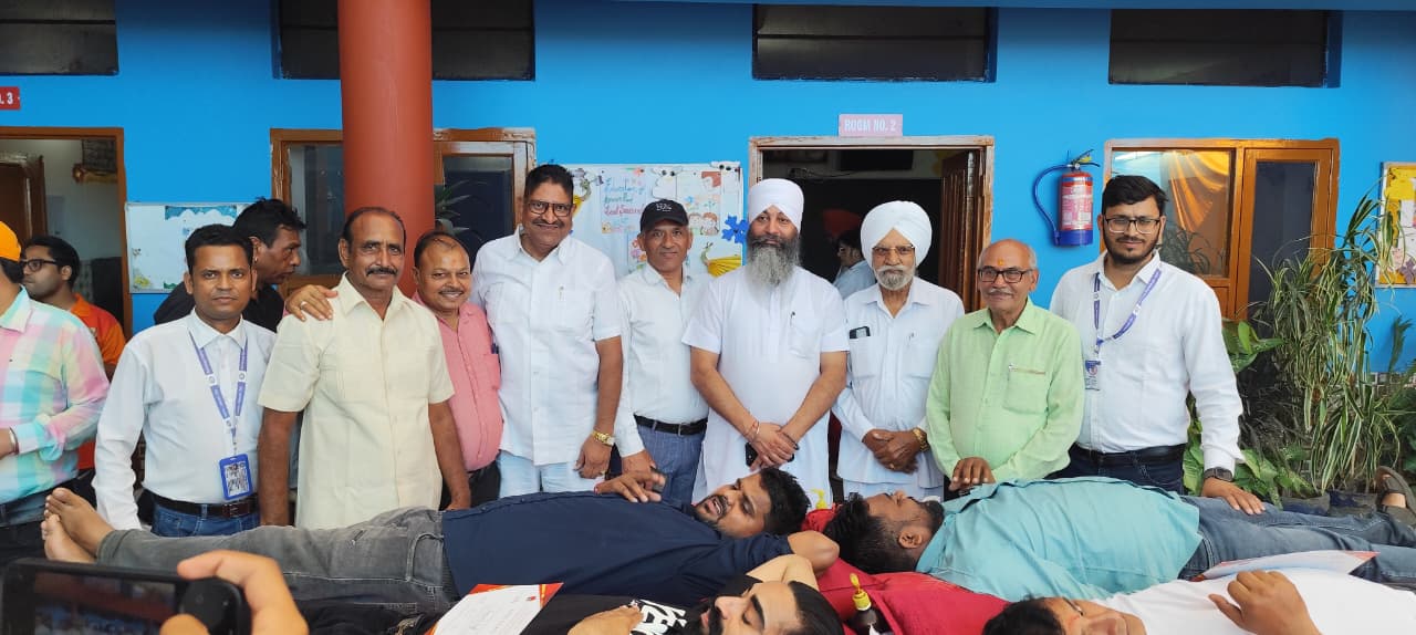 सेवा पखवाड़ा के अंतर्गत रक्तदान शिविर आयोजित